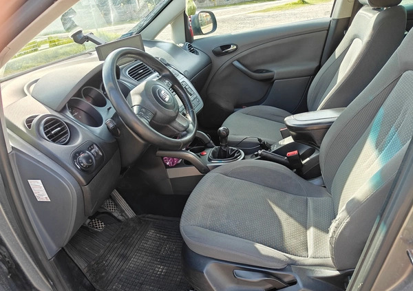 Seat Altea XL cena 15000 przebieg: 343000, rok produkcji 2007 z Radom małe 79